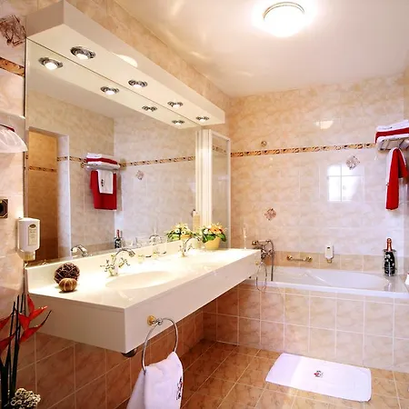 Malý Pivovar 4*